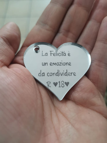 PORTACHIAVI  A FORMA DI CUORE CON INCISIONE PERSONALIZZATA IN PLEXIGLASS