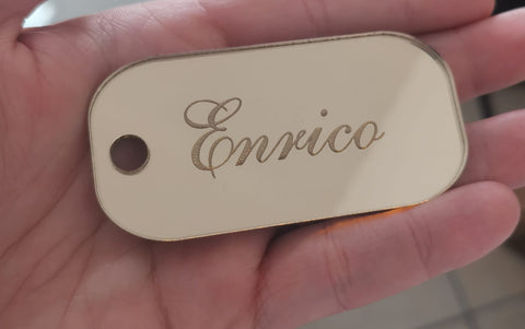 Targhette personalizzate con nome in plexiglass