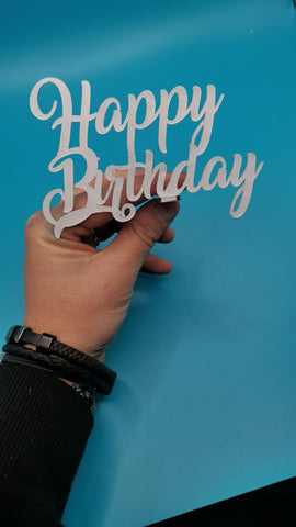 Scritta Happy Birthday in acrilico personalizzata con gancio frontale